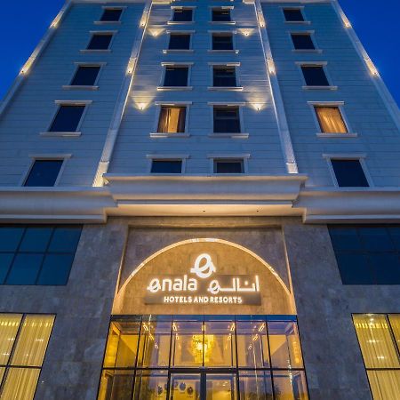 Enala Hotel - Ал Хубар Екстериор снимка